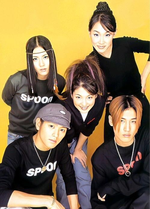 kpop吃瓜占卜男团,揭秘“吃瓜占卜”男团背后的故事