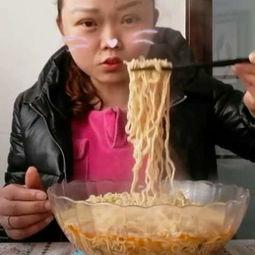 吃瓜吃一半视频没了,视频神秘消失，真相成谜